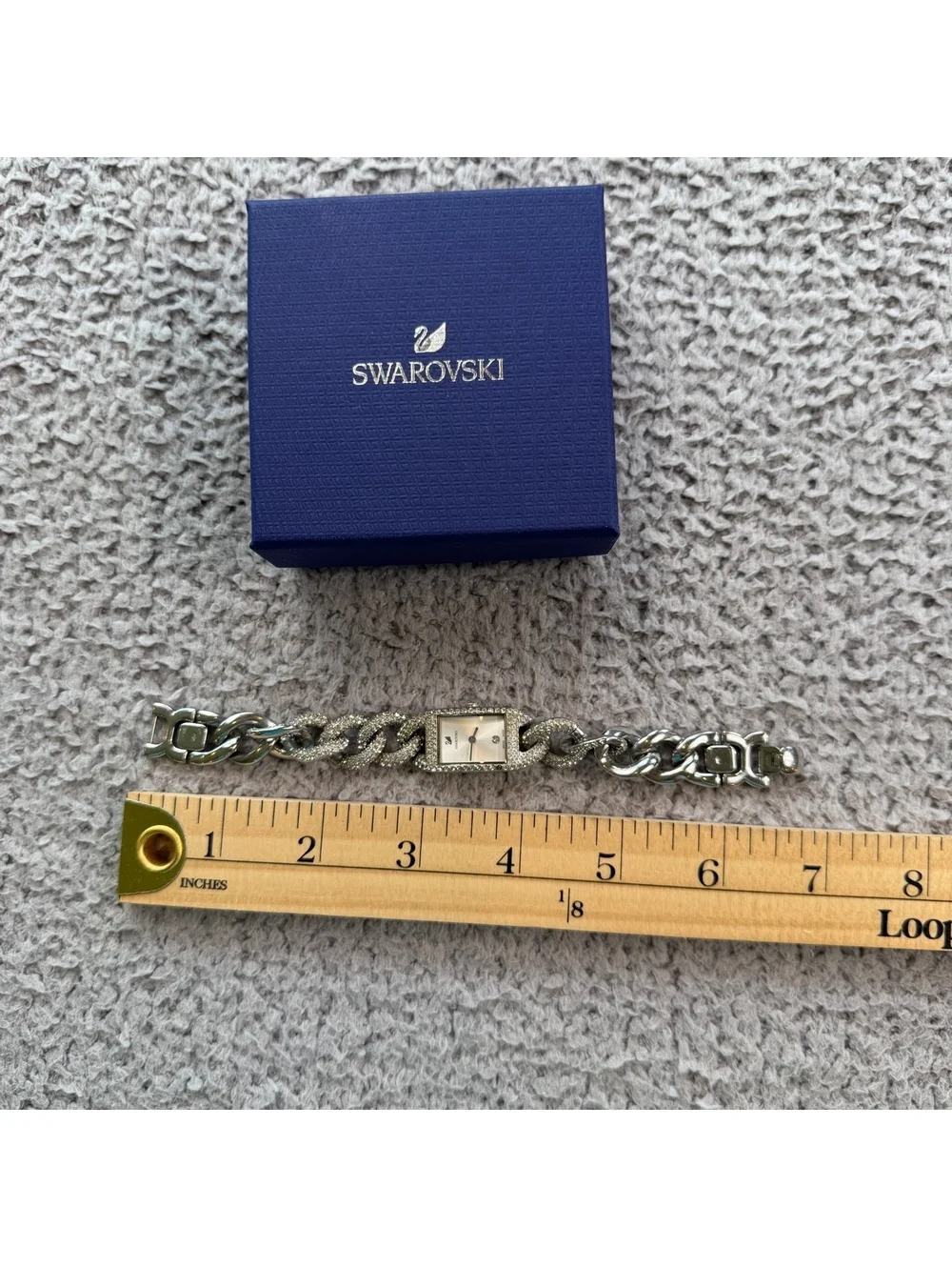 Swarovski Swiss Made Crystal Link Bracelet Watch Silver Tone Stainless Steel Box
